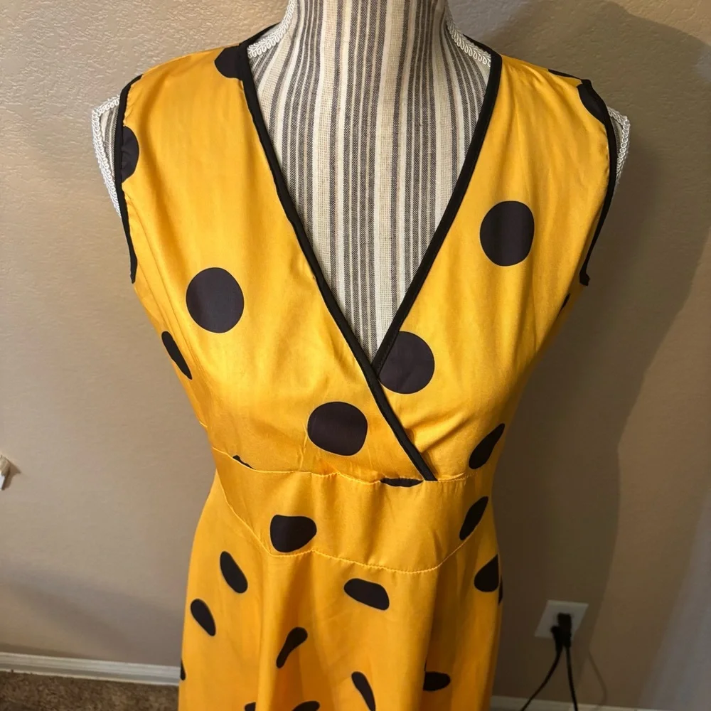 Yellow Polka Dot Dress Large Midi Sleeveless Faux Wrap Black Dots Cotton Poly - Picture 2 of 16